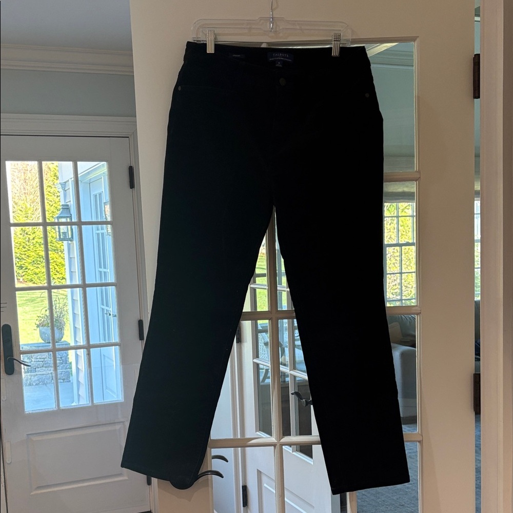 Talbots Simply Flattering 5 pocket black Corduroy’s